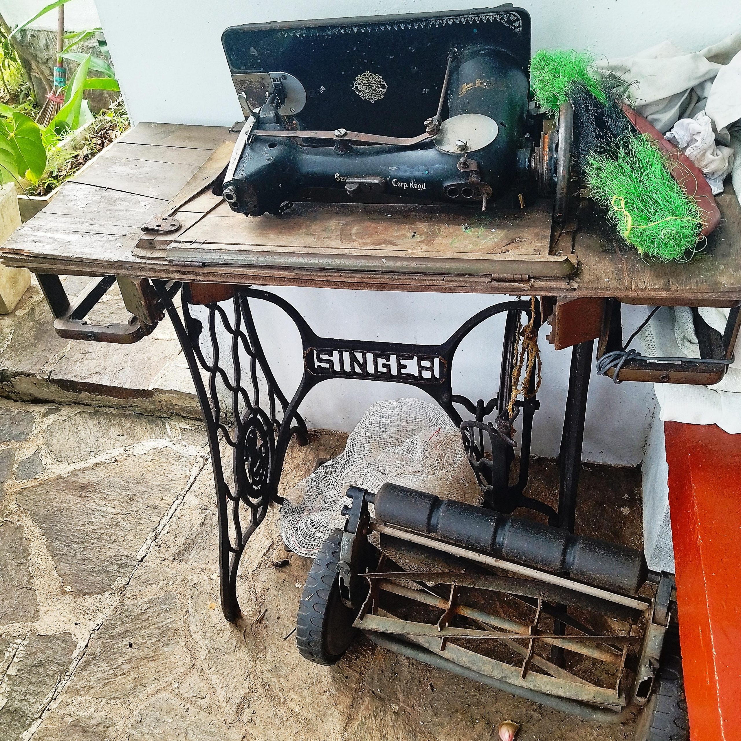 Nähmaschine